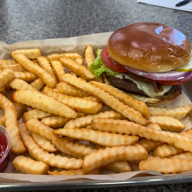 Bacon Cheeseburger.